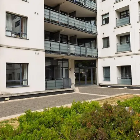 Guestready - Modern Docklands Retreat In Apartment Dublin