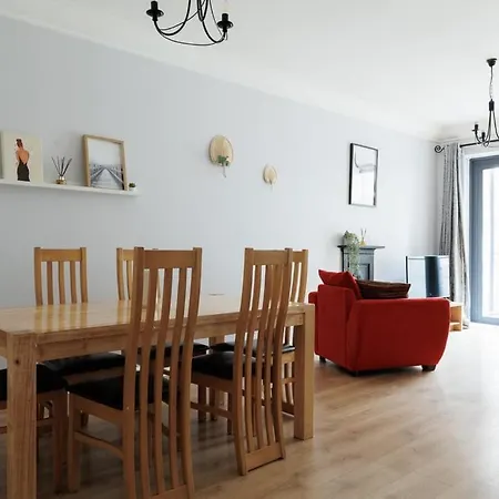 Apartment Guestready - Modern Docklands Retreat In Dublin